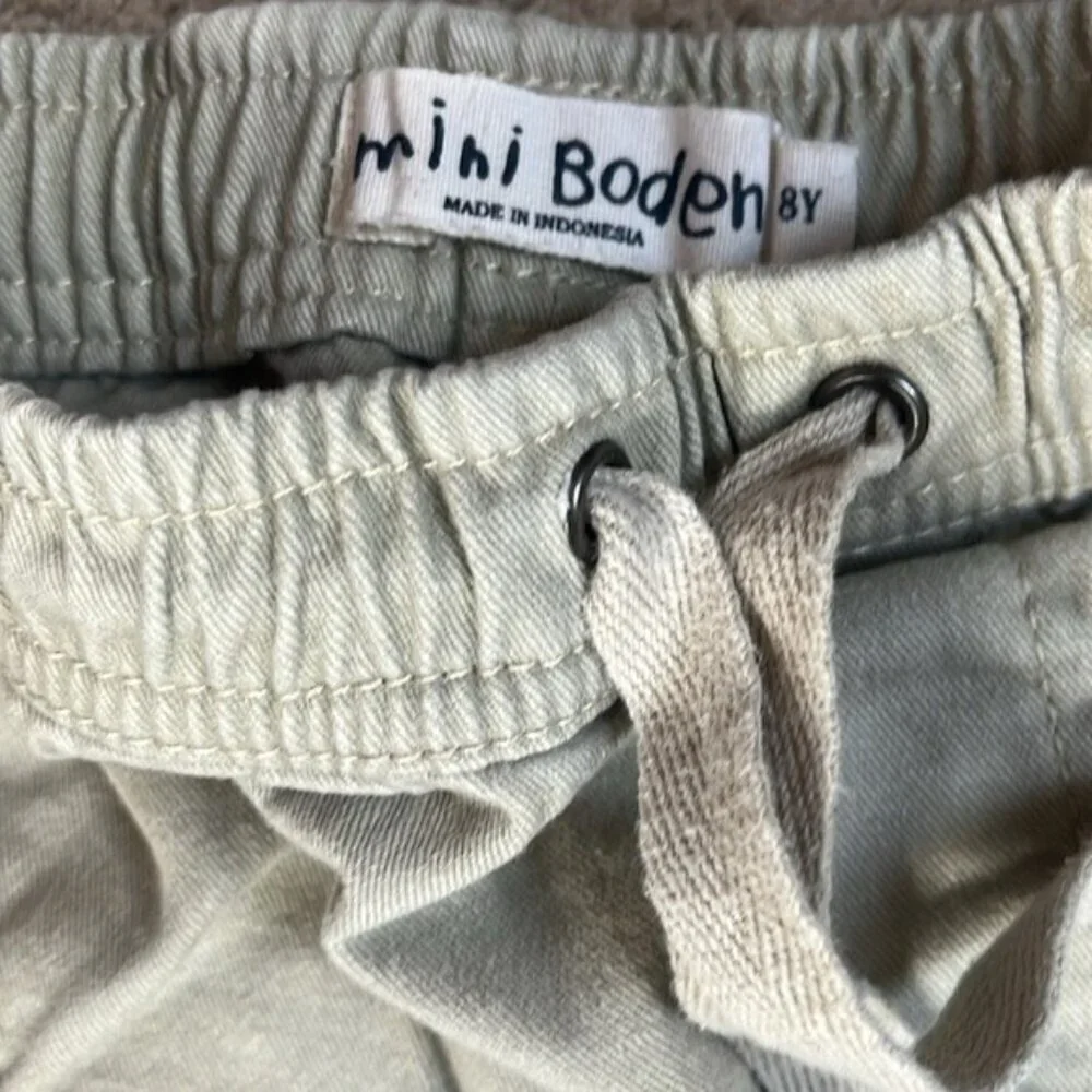 Mini Boden 8 Boys Beige Shorts with Side and Back Pockets